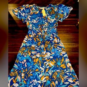 Monteau dress ruffled bottom NWT size 6